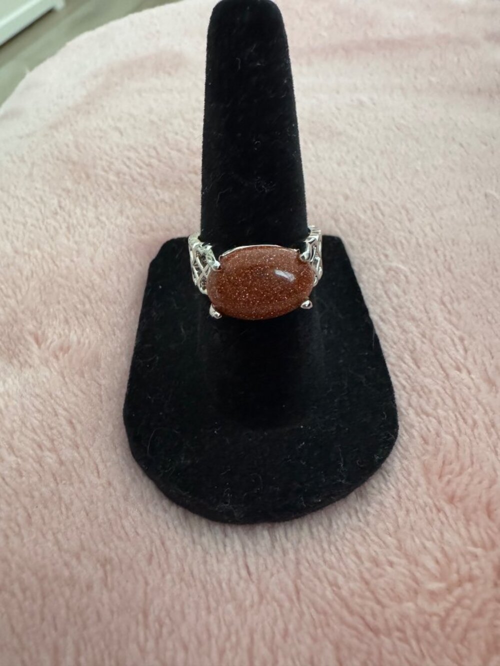 Sparkling Red Goldstone Oval Cabochon Statement Ring - Size 7